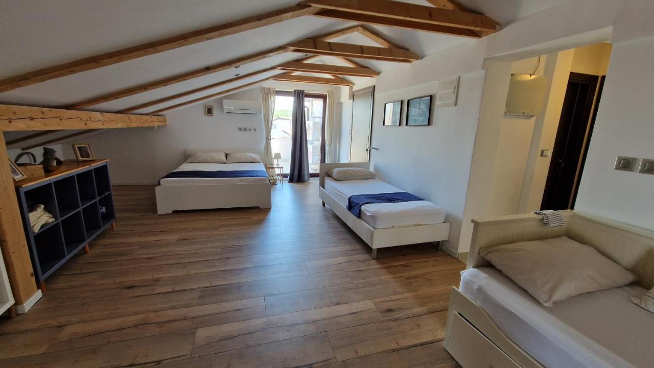 Apartments Villa Alba II Porec Exterior photo